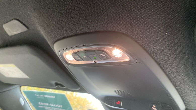 Volvo Xc40 1.5 T3 [163] R DESIGN 5dr Petrol Estate